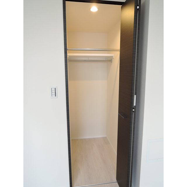 プレール・ドゥーク東新宿Ⅲ 内観