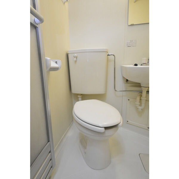ヒルズガーデン東雪谷0203号室 トイレ