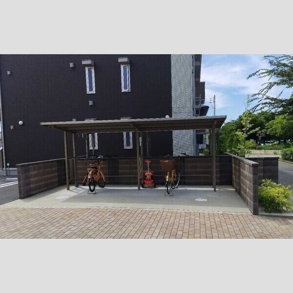 アメニティーなかにしⅣ 駐輪場