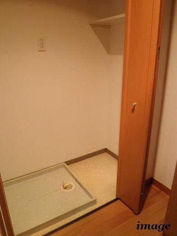 ガラ・シティ芝公園4階 洗濯機置場