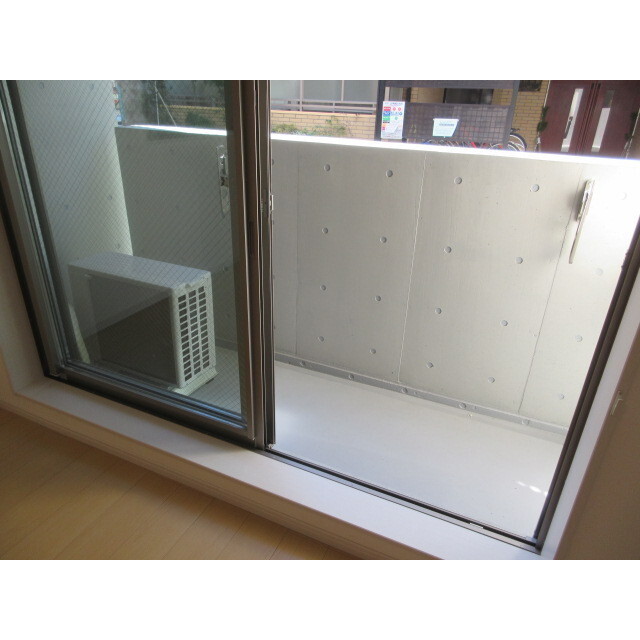 HERON’S NEST 内観