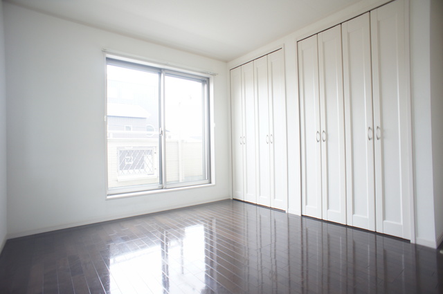 天台５丁目貸家 寝室