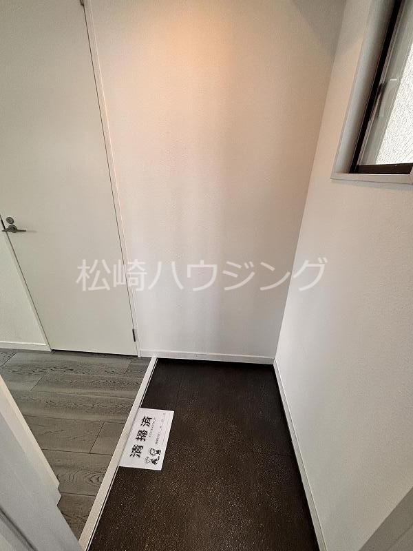 興和ハイツ3階 玄関