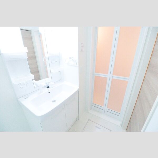 スカイシャイン 洗髪洗面化粧台