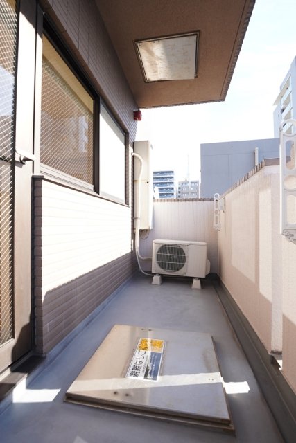 浅草スカイレジテル バルコニー