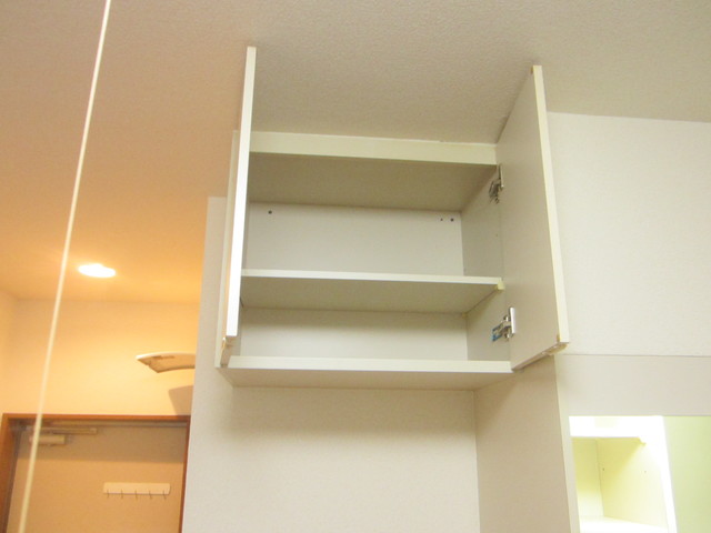 アーバンスクエア江原町Ｃ棟0201号室 収納