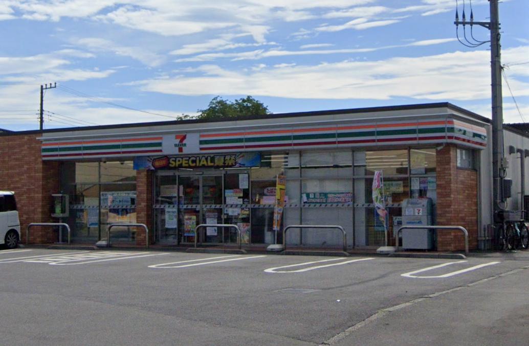 湘南台テラスハウス 【コンビニエンスストア】セブンイレブン 藤沢長後南店まで362ｍ