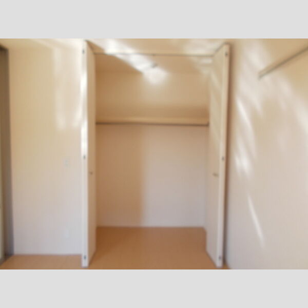 アピーズ305号室 クローゼット