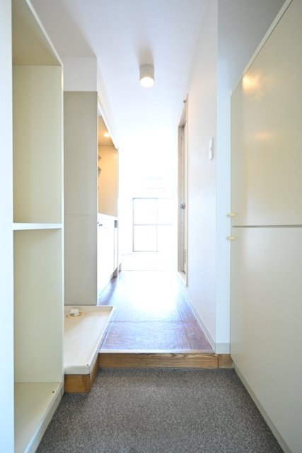 モナークマンション武蔵新城第2 玄関