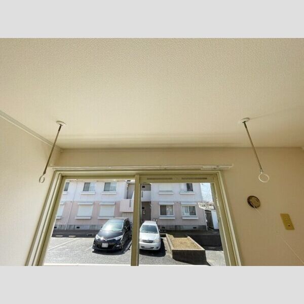 メゾンブランシュ　壱・弐番館弐101号室 室内物干し