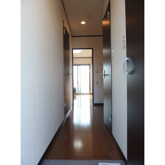 アムール 星の宮207号室 玄関