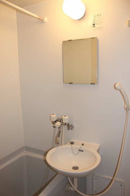 レオパレスドゥマン姉崎 浴室乾燥機付き