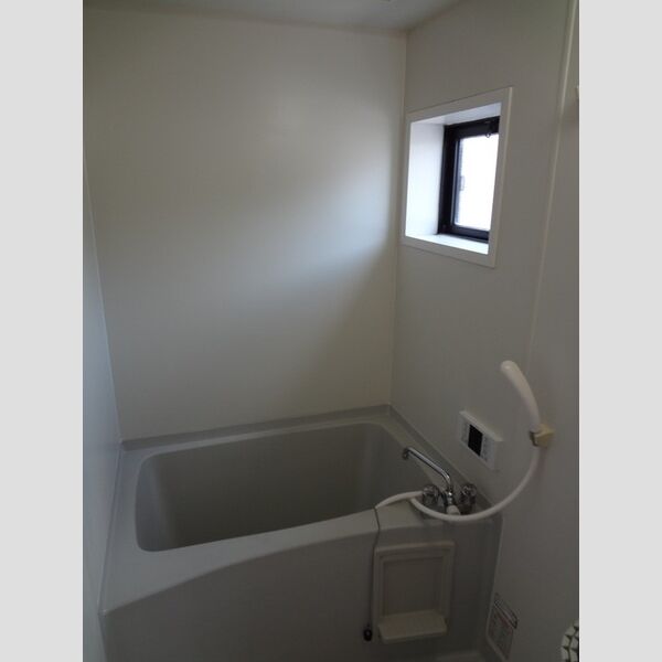 ラ・ポワール　A103号室 同建物別部屋の参考画像