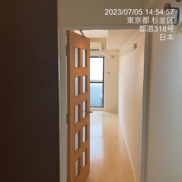 ライオンズマンション方南町駅前2階 玄関