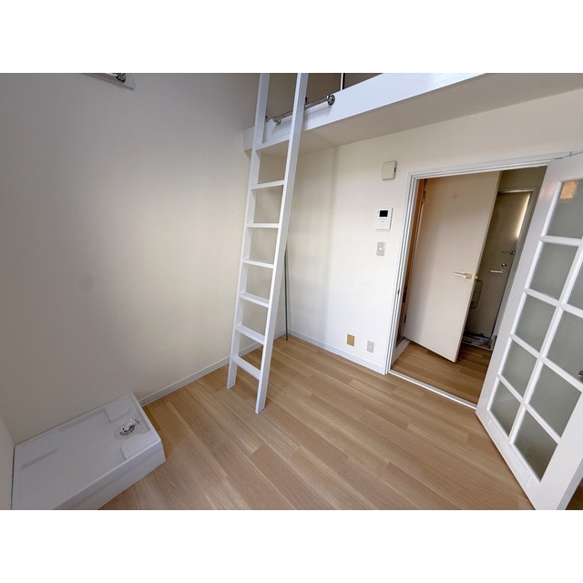 オリーブ208号室 リビング