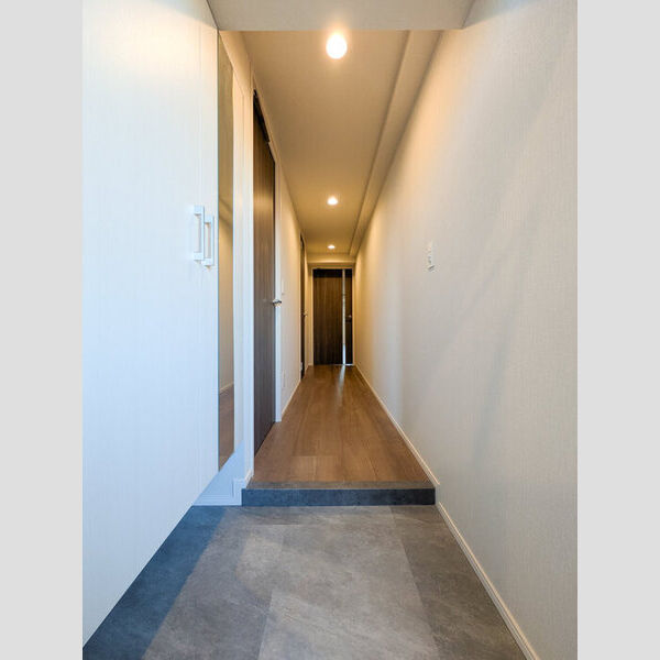 サンジョイアゼロ711号室 玄関