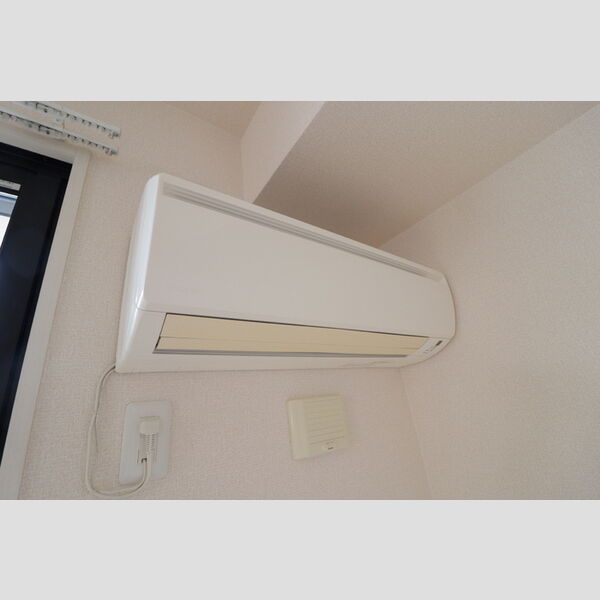 グランデュール55　B101号室 エアコン