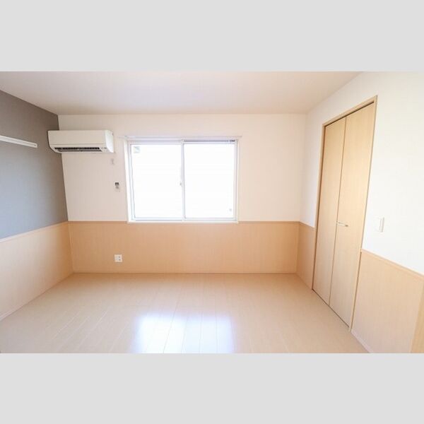 ペイサージュ宮前101号室 洋室