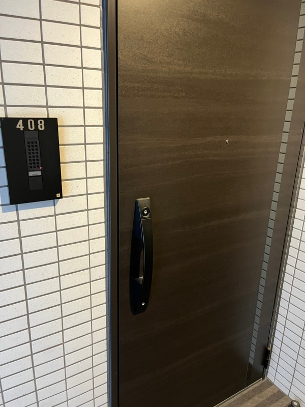 ドムス・スタイル武蔵小山4階 玄関ドア