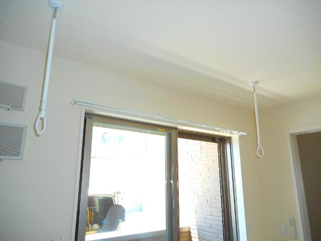 オーヴィラージュ 室内物干