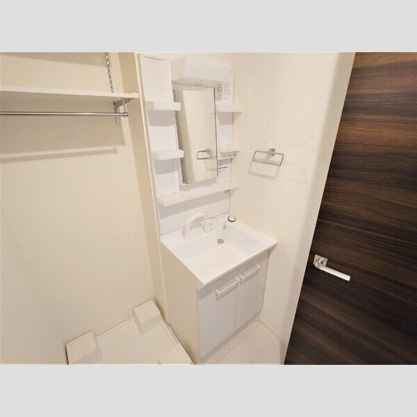 ファヴォーレ　A105号室 洗髪洗面化粧台