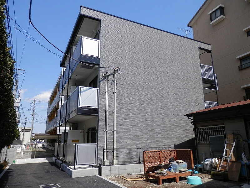 レオパレスＡＭＩの外観画像