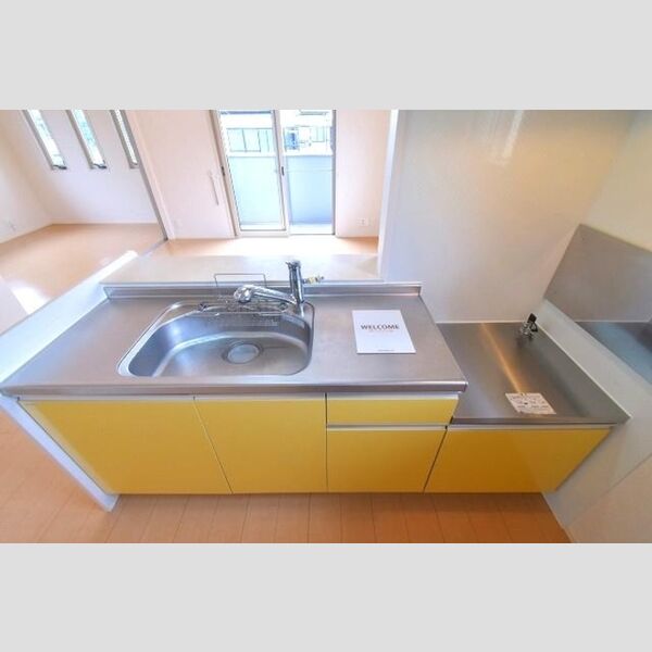 ヴィラ・オルフェーヴル 対面キッチン