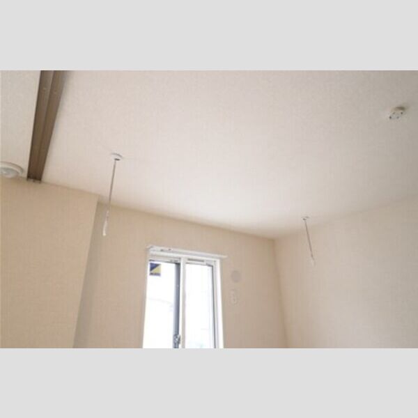 オモト102号室 室内物干し