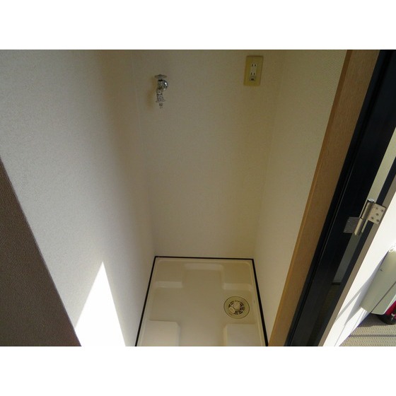 ＬＵＭＩＥＬＥ　Ｓ・Ｋ0301号室 洗濯機置き場