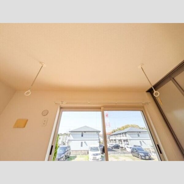 ボナール101号室 室内物干し