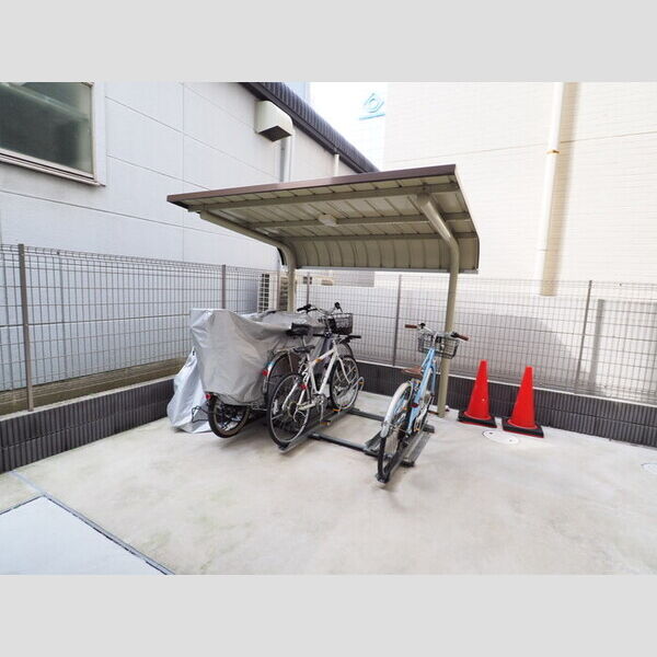 ノーブル・ボヌール 駐輪場