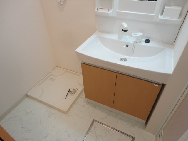 Ｐｒｉｍｅ　Ｃｏｕｒｔ・川口（プライムコート・川口） 洗髪洗面化粧台