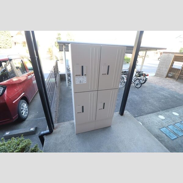 ベルドーラ　Ⅱ 宅配BOX