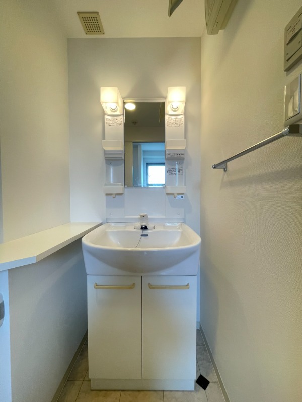 コンフォール・パレス 洗面