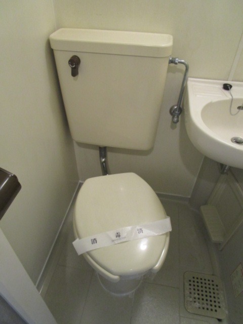 コリーヌ・F2階 ※別号室写真