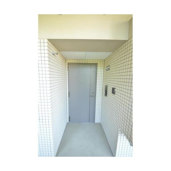 MYT・PARACIO203号室 玄関