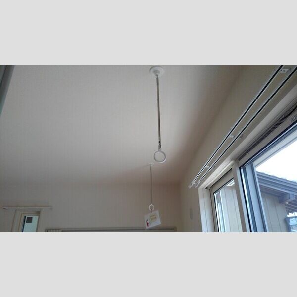 ラシャンスマチハタ101号室 室内物干し