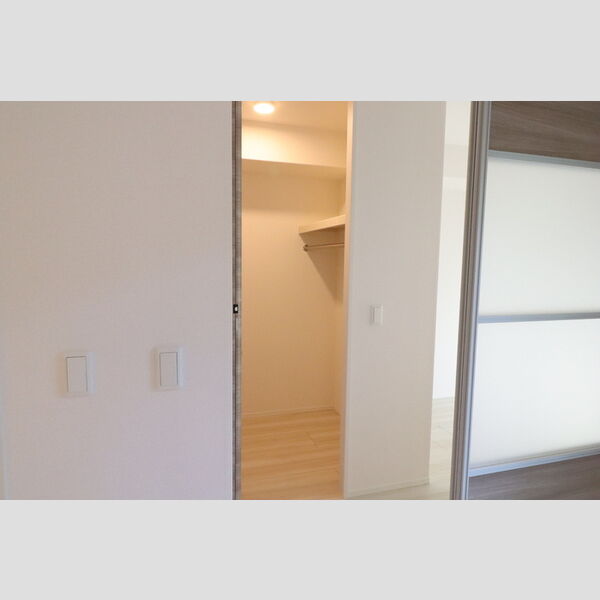 フラーリッシュ ウォークインクローゼット