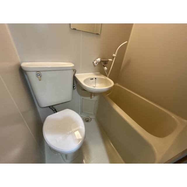 ヤングヒルズ越谷Ⅱ107号室 お風呂