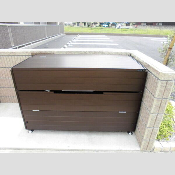 Amazing Grace 歌恋 ゴミ集積所