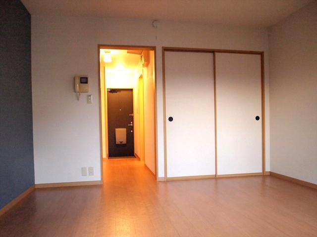 エスパシオＡB1階 内観