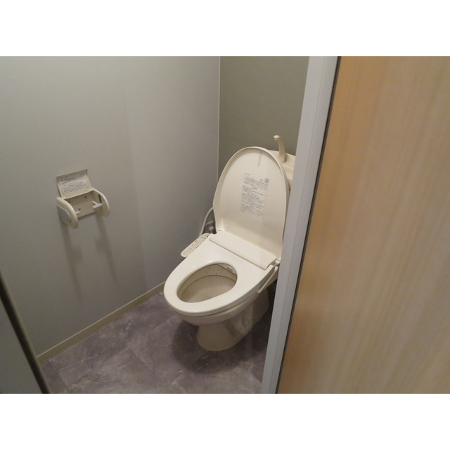 イーグルヒロ1階 内観