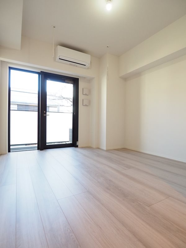 ドゥーエ日暮里2階 寝室