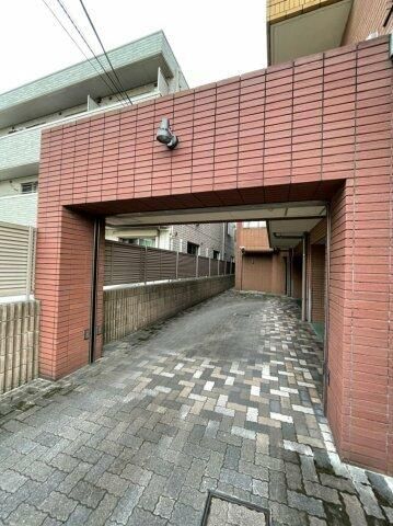 エルミタージュ横浜ベイ エントランス