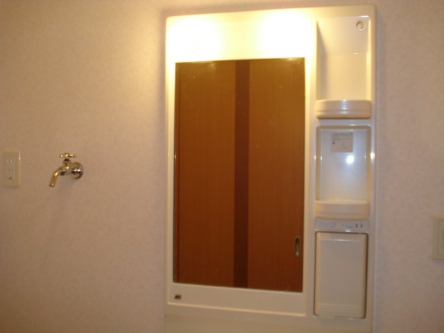 フリージャー茅ヶ崎 洗髪洗面化粧台