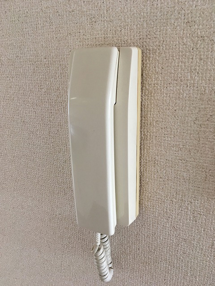 エレガンス綾瀬６0811号室 インターホン
