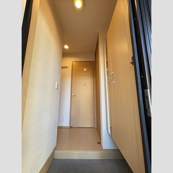 グリーンコート　B 玄関