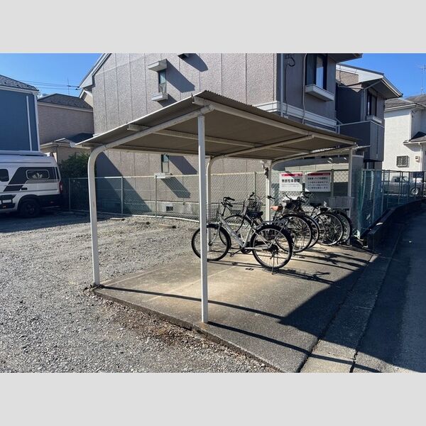 サンハイツ 駐輪場