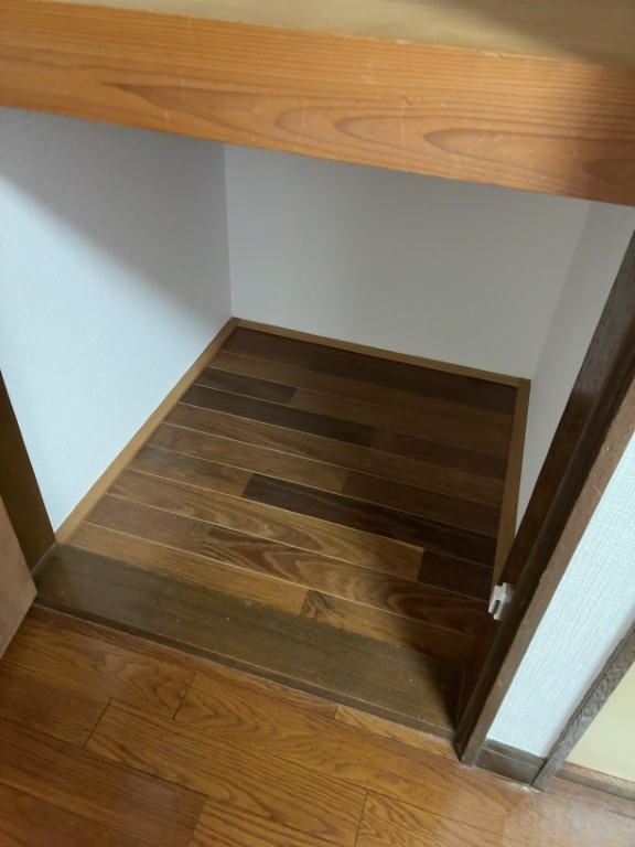 メゾンフジ102号室 収納