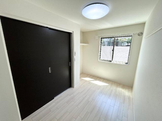 ルナフォーリア 洋室